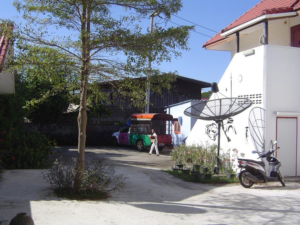 Mini-Golf **** & Resort Ubon Ratchathani Exterior photo