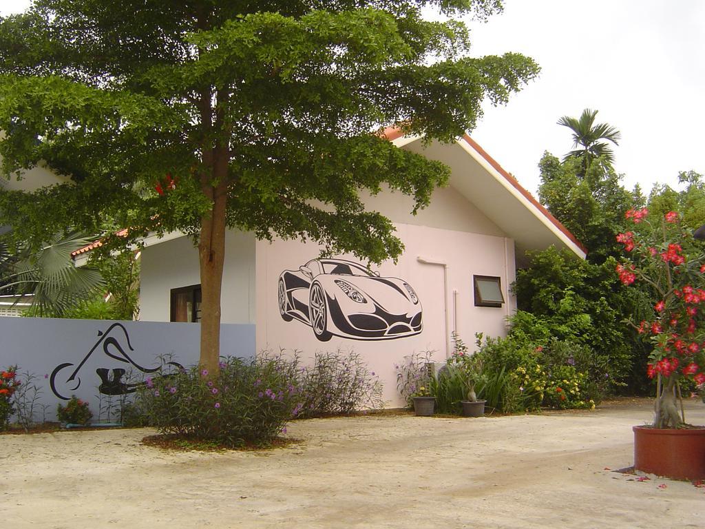 Mini-Golf **** & Resort Ubon Ratchathani Exterior photo